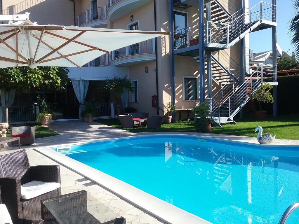 Gullo Hotel Acconia Dış mekan fotoğraf