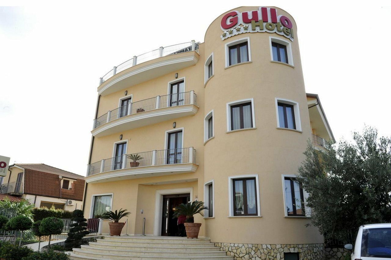 Gullo Hotel Acconia Dış mekan fotoğraf